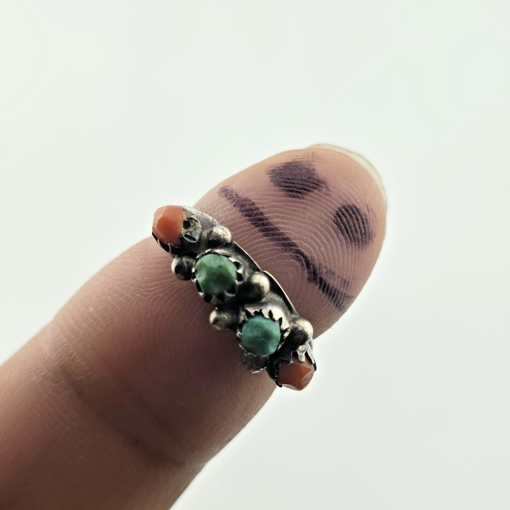 Sterling Silver Ring Green Coral Carnelian turquoise Stone Band Size 5.5 Vintage